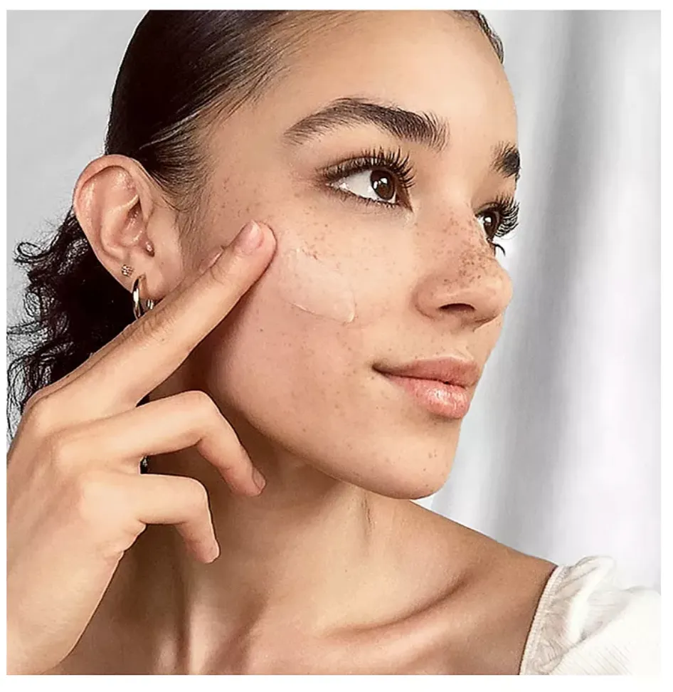BECCA Zero No Pigment Virtual Foundation