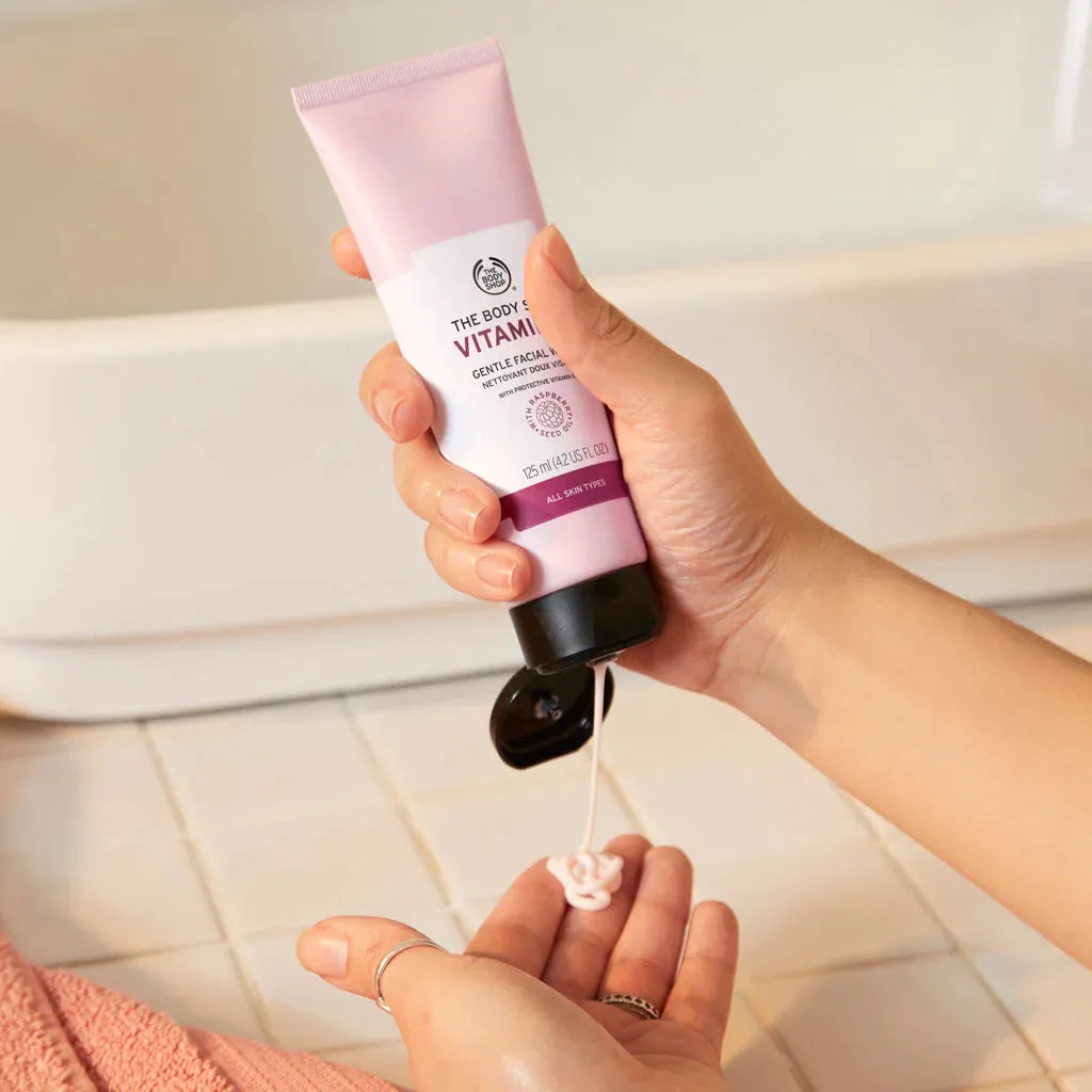 THE BODY SHOP Vitamin E Gentle Facial Wash With Protective Vitamin E
