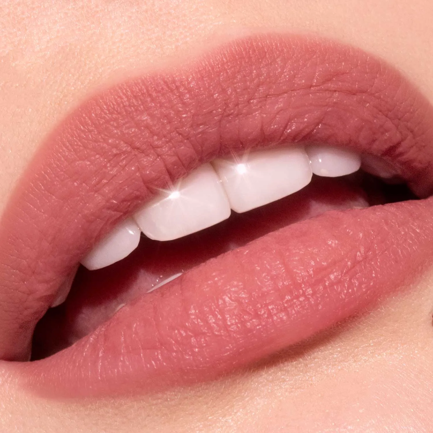 Velvet Cloud Weightless Lip Shadow