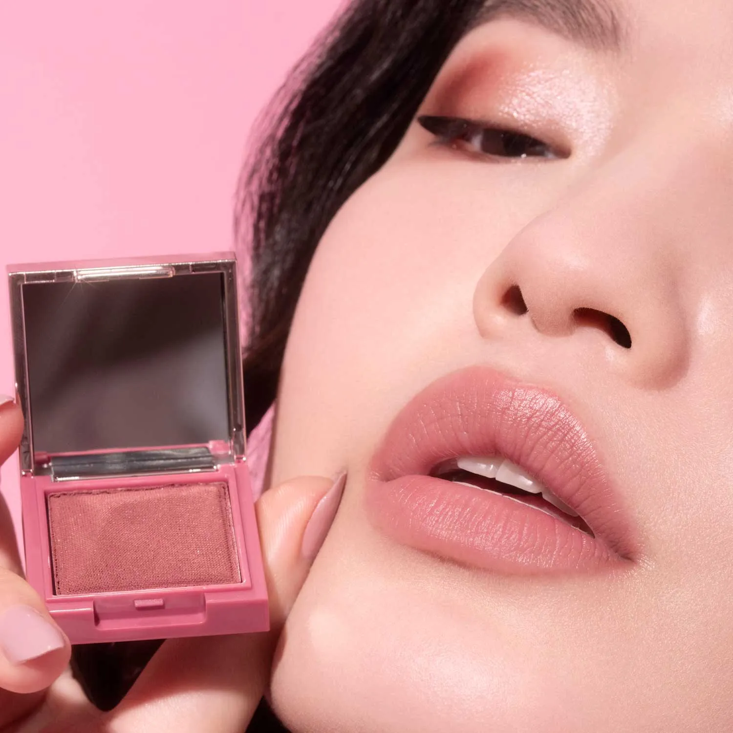 Velvet Cloud Weightless Lip Shadow